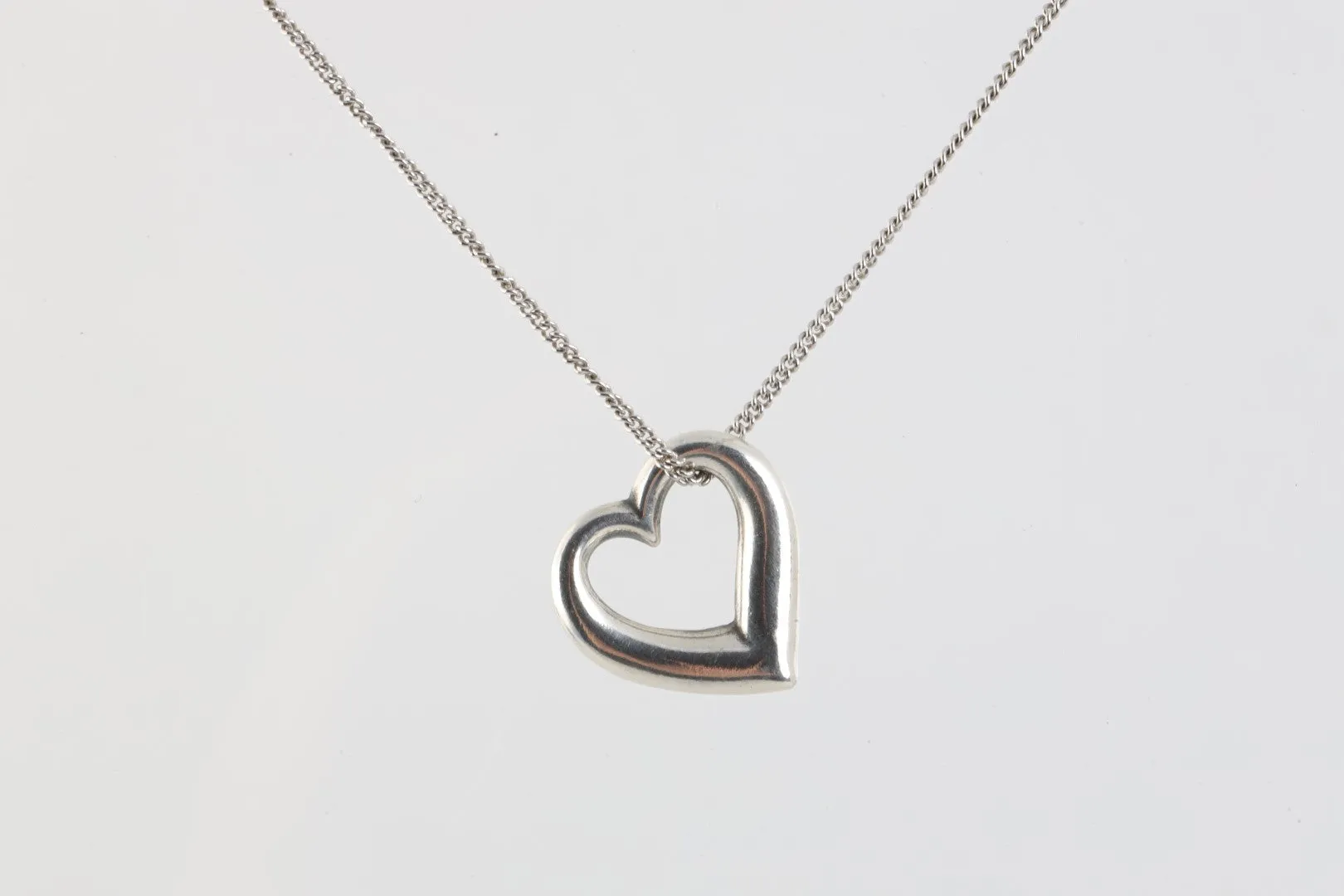 16'' James Avery 925 Silver Open Heart Pendant Necklace (7.69g.)