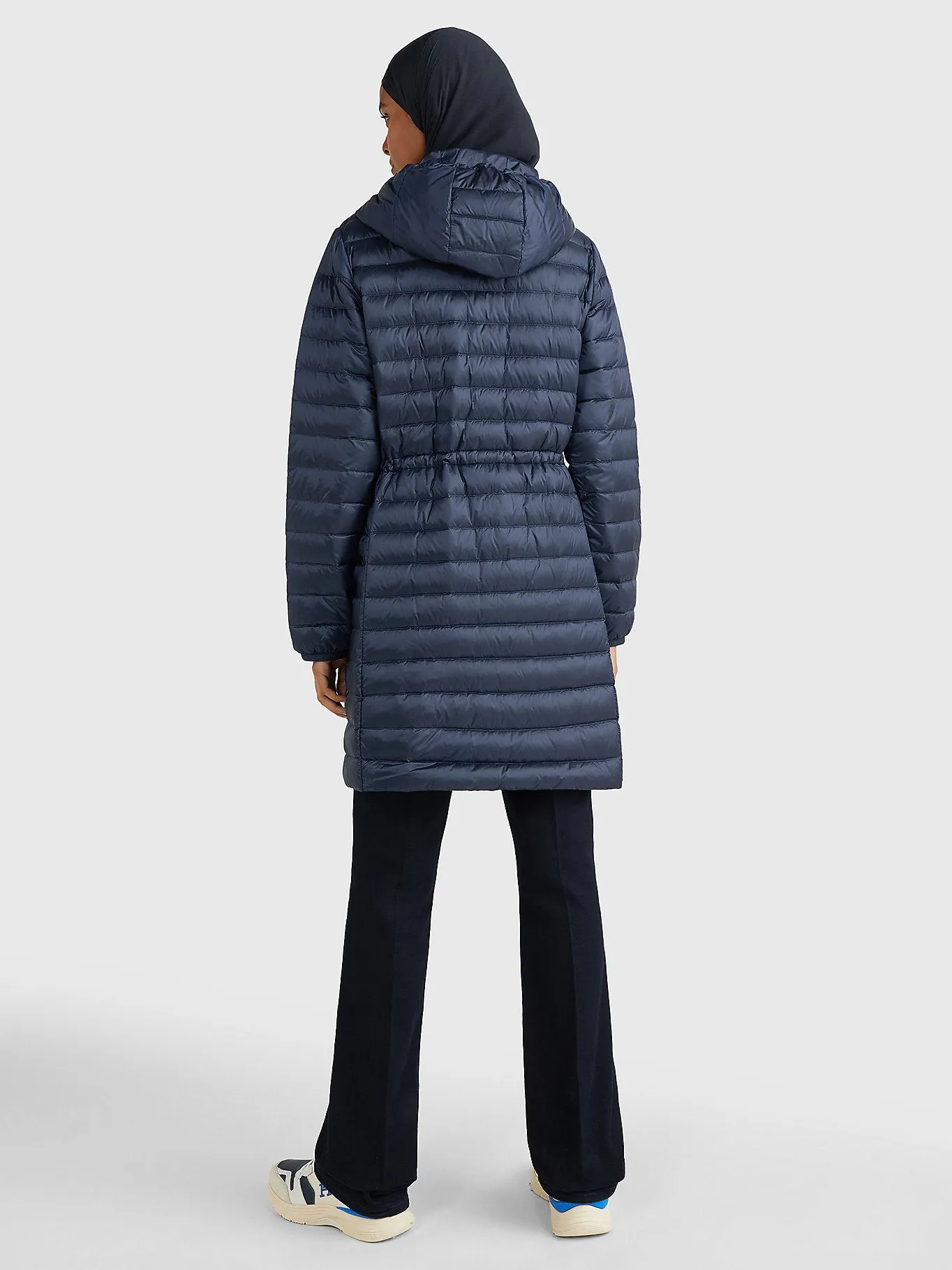 HOODED FEMININE QUILTED DOWN COAT