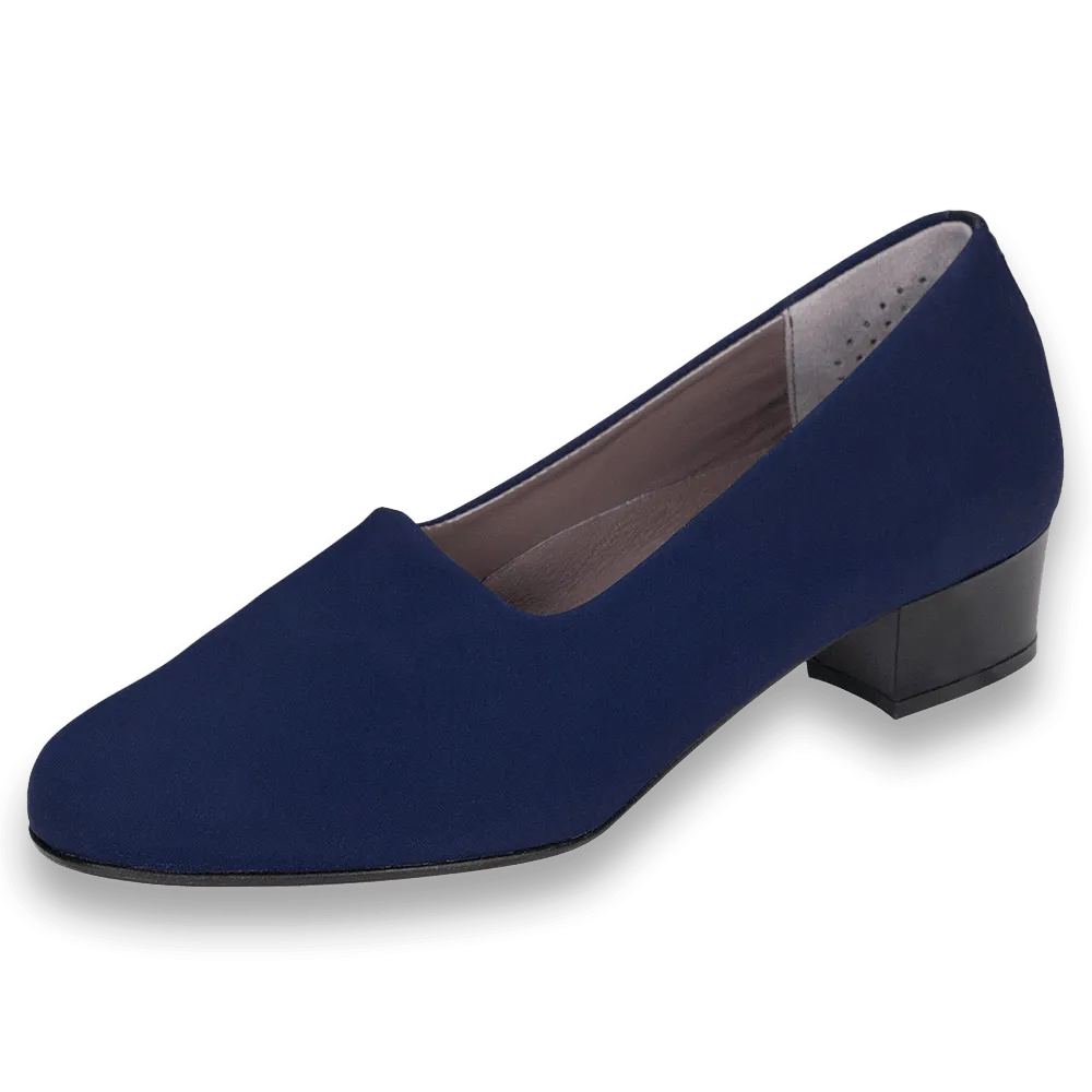 Lucia Navy