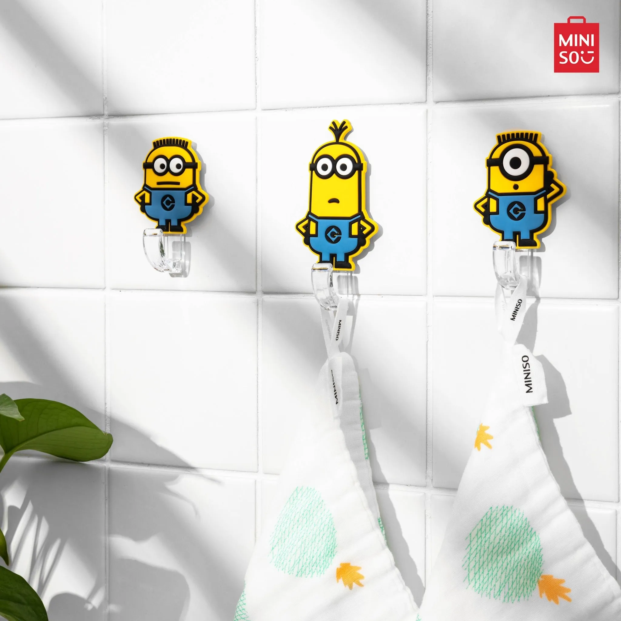 MINISO Minions Collection Foreign Shaped PVC Soft Rubber Hook (3pcs)