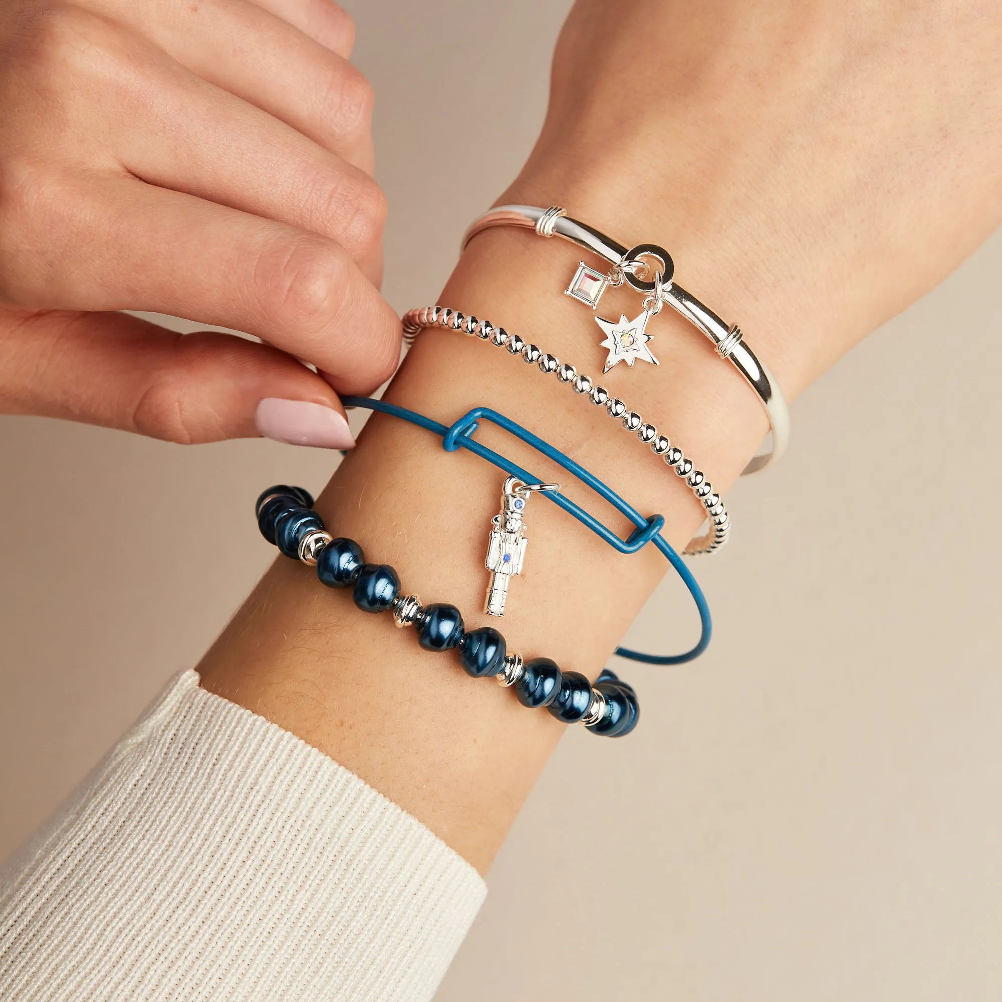 North Star   Crystal Charm Clip Bangle