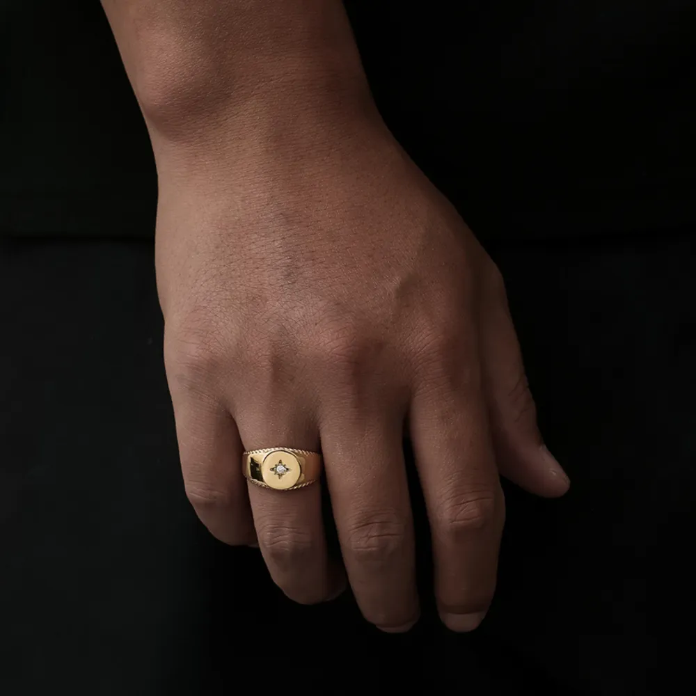 North Star Signet Ring - Gold