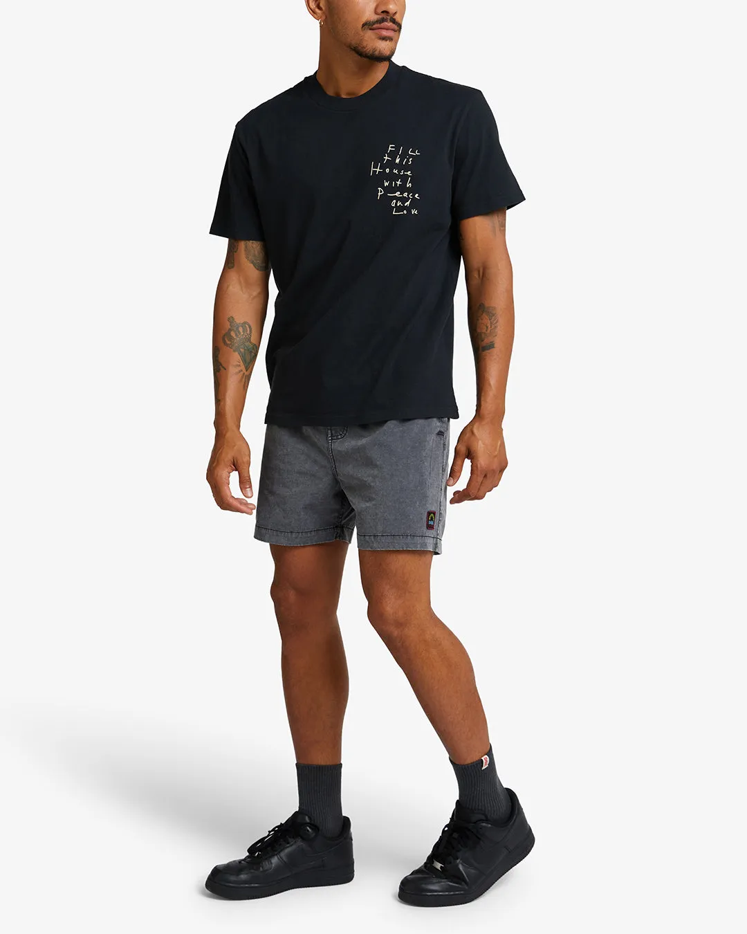 OLD HOUSE TEE - BLACK