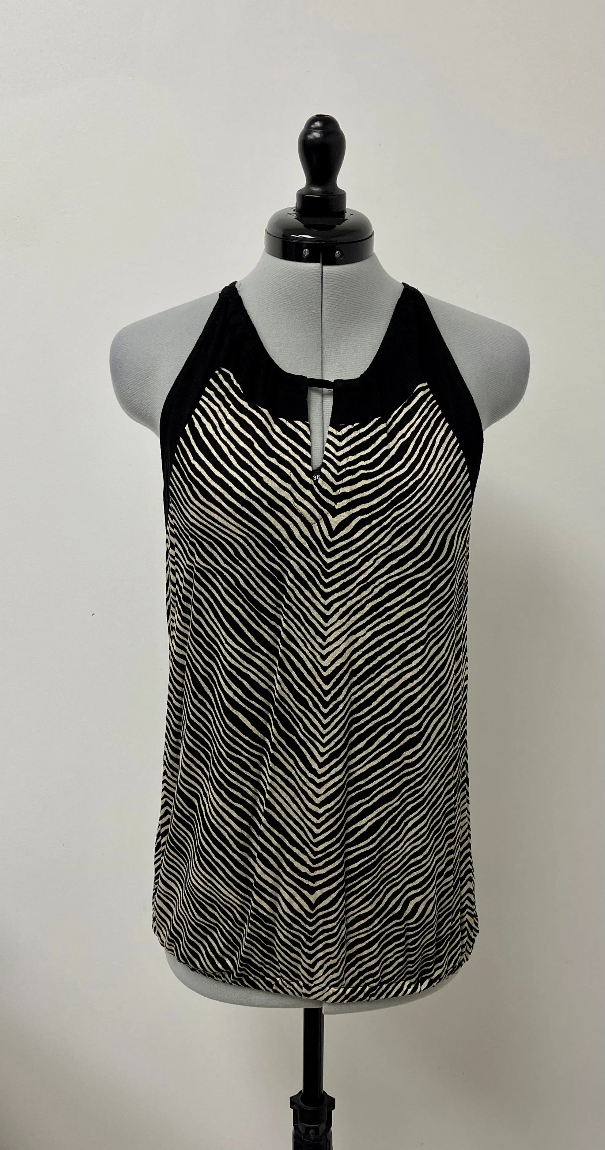 Women’s Ann Taylor Sleeveless Top, Small